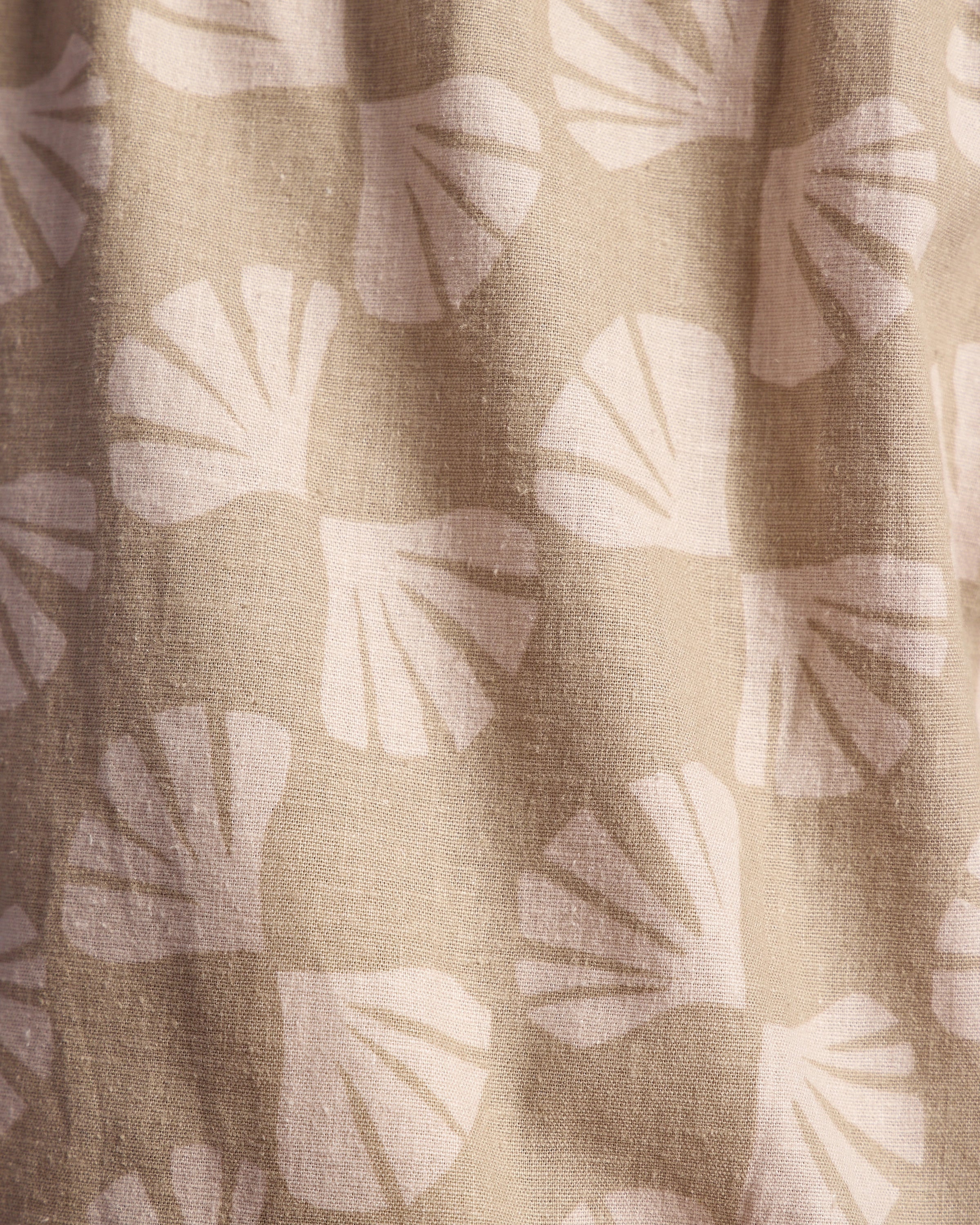Women's Sullivan's Shirt - Sea Scallop Print Desert Tan